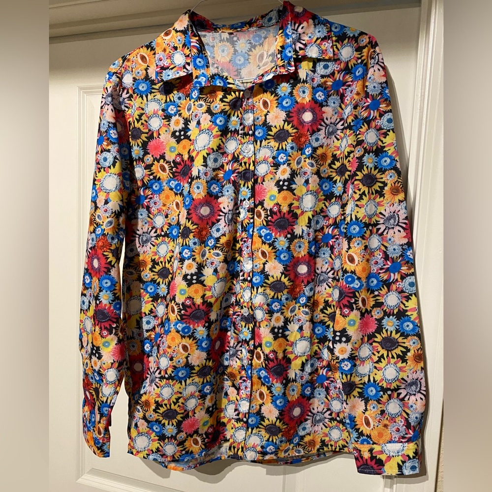 Floral print size L button down shirt